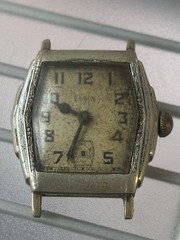 Vintage 1929 Art Deco Elgin Tank Watch Engraved Case -32284525- For Parts/Repair