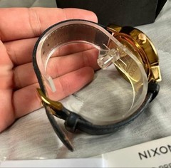 NIXON Wristwatch Navy Gold Quartz