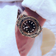 Classic Retro Luxury Carved Wrist Watch Fashion Mens Date Analog Quartz Watches