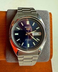 New in box Seiko 5 Automatic 21 Jewels Japan Made SNXS77 Men&rsquo;s Watch