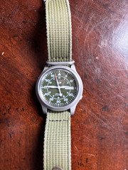 Pre-owned Seiko 5 Sports Green Men&rsquo;s Watch – SNK805