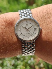 Omega De Ville Prestige White Hobnail Dial Mens Quartz Watch Stunning Condition