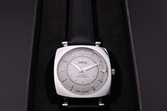 Vintage ORIS Swiss Hand-Wind Classic Mechanical Collectible Men’s Wrist Watch