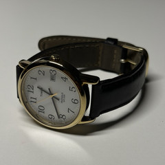 TIMEX Gold Indiglo Men&rsquo;s Watch Round White Dial Black leather.