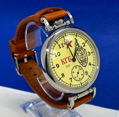 MOLNIJA 1950 KGB dial wrist watch mechanical Military USSR Soviet Caliber 3602