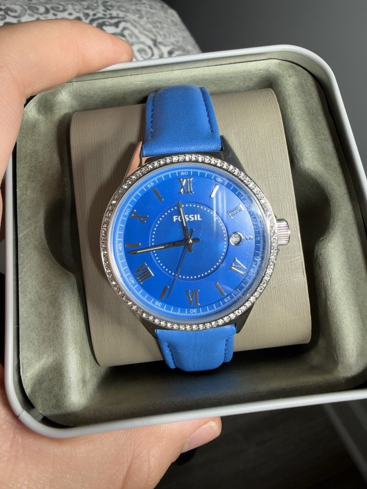 Fossil Women’s Blue Leather Quartz Watch Blue Dial Rhinestone Bezel Untested