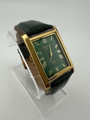 GREEN Vintage Seiko Slim Quartz Men&rsquo;s Wrist Watch