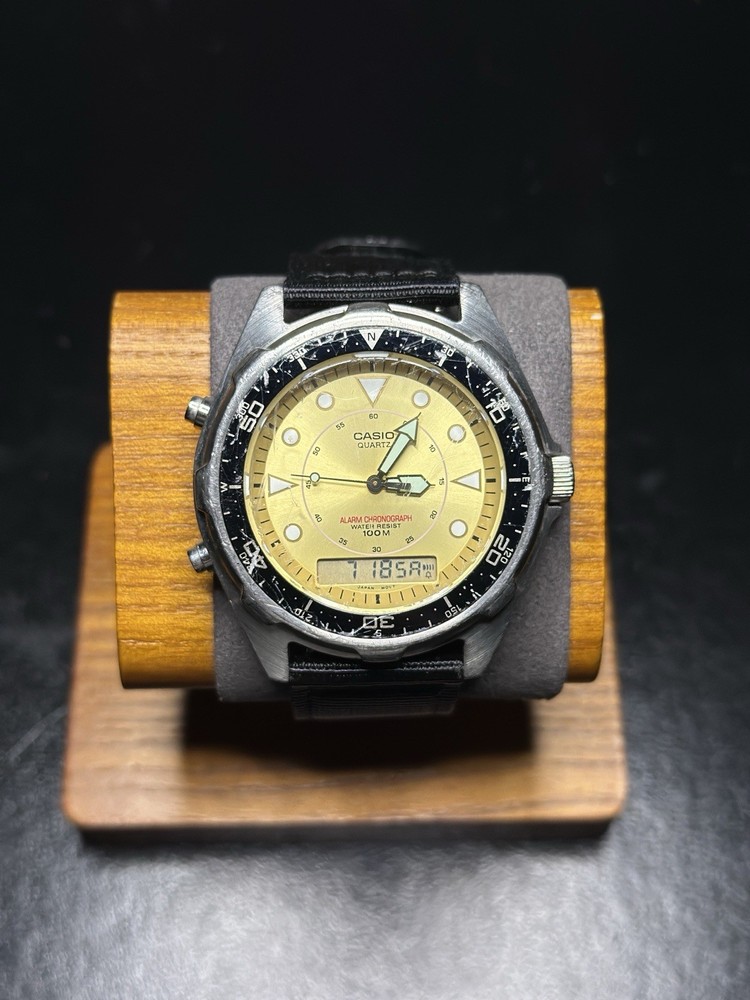 Vintage Casio AMW-320R Ana-Digi « Arnie » New Nylon strap Running New Battery