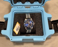 Invicta Pro Diver 29187 Women’s 34mm Blue Dial Quartz Watch NOS Box Tag