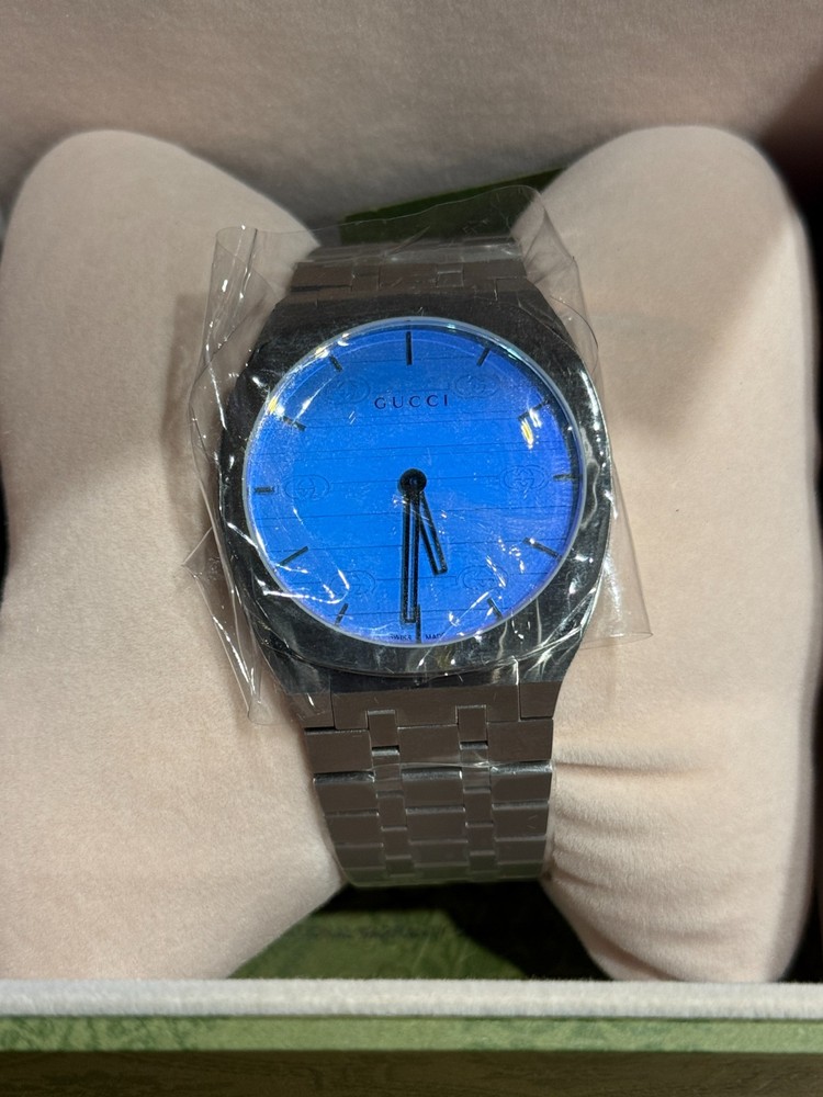 Gucci 25H YA163408 38mm Quartz Watch – Dark Blue Unisex Stainless Steel Bracelet