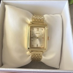 Geneva Women&rsquo;s Quartz Rectangle Gold Tone Watch Roman Numerals w/ Box