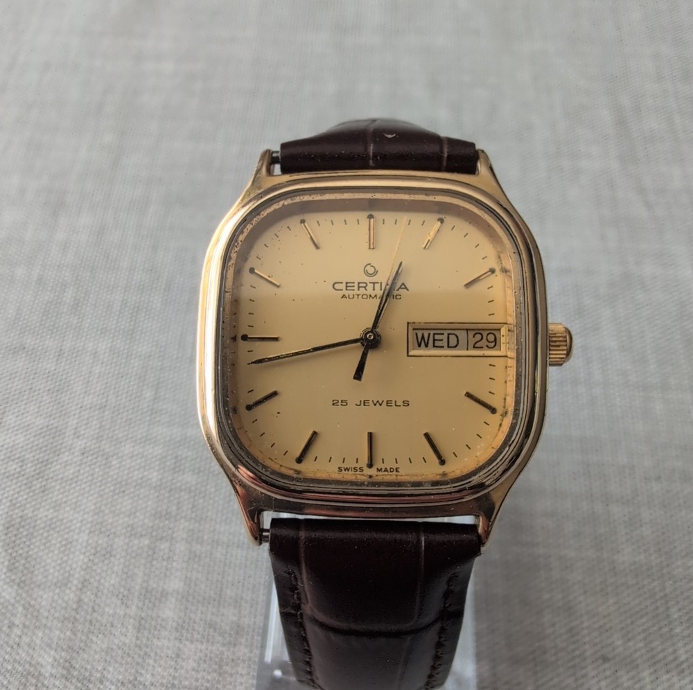 Rare Vintage Certina Automatic 25 jewels Day Date Men&rsquo;s Square Watch