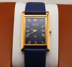 Vintage Seiko Slim Quartz Men&rsquo;s Wrist Watch Blue Dial with Blue Strap.