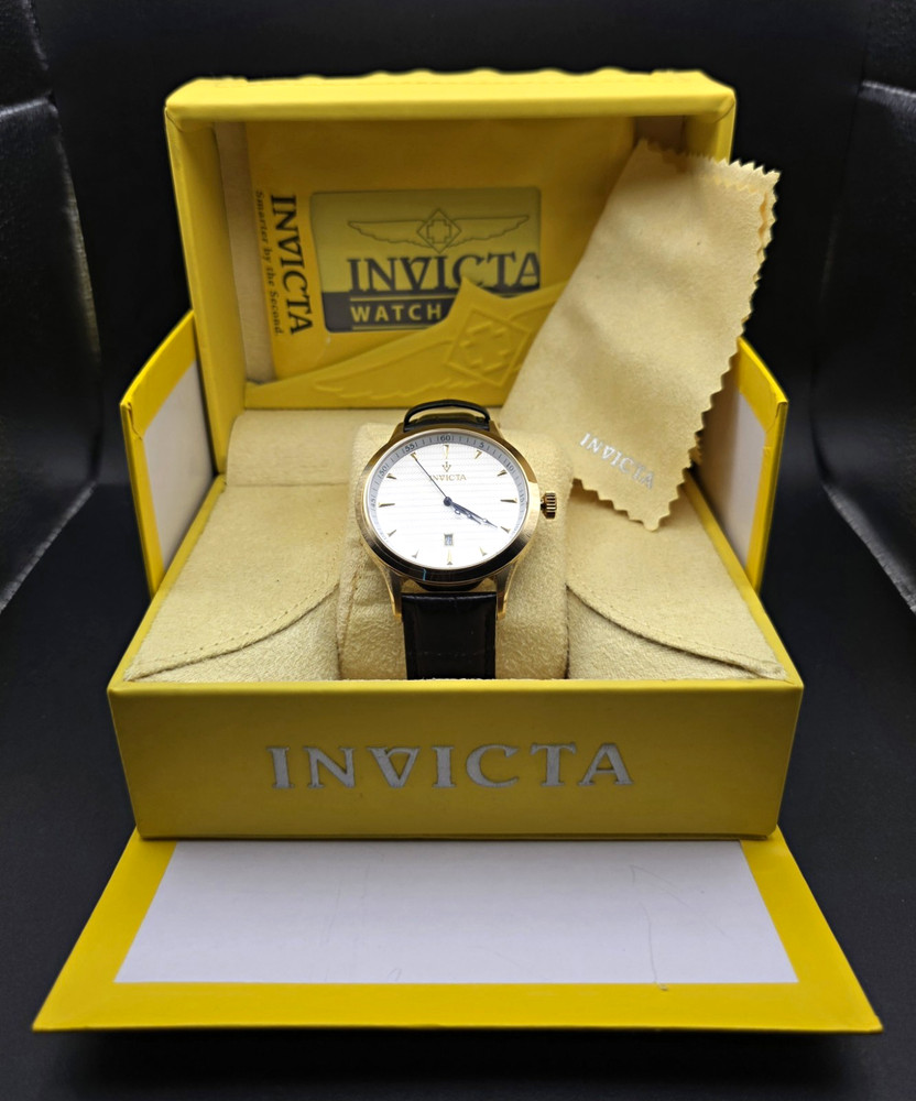 Invicta Men&rsquo;s 12244 Vintage Collection Quartz Stainless Steel Case Leather St