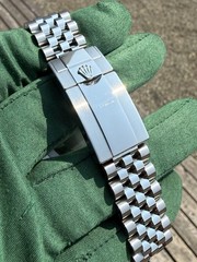 2024 Rolex GMT-Master II 40mm LHD Green/Black « Sprite » Steel Jubilee 126720VTNR