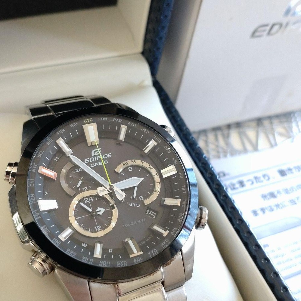 Complete Set EDIFICE CASIO EQW T640 Tough Solar Chronograph