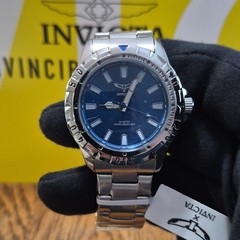 Invicta Quartz Analog Blue Sunburst Dial 40-43.9mm SS Silver Bracelet 30m w/ Box
