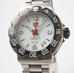 TAG Heuer Formula 1 WAC1111-0 Quartz White Dial 40mm Men&rsquo;s