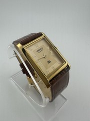 GOLD DIAL-Vintage Seiko Slim Quartz Men’s Wrist Watch